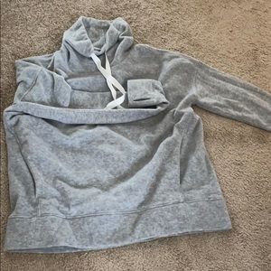 Lululemon fleece turtleneck pullover